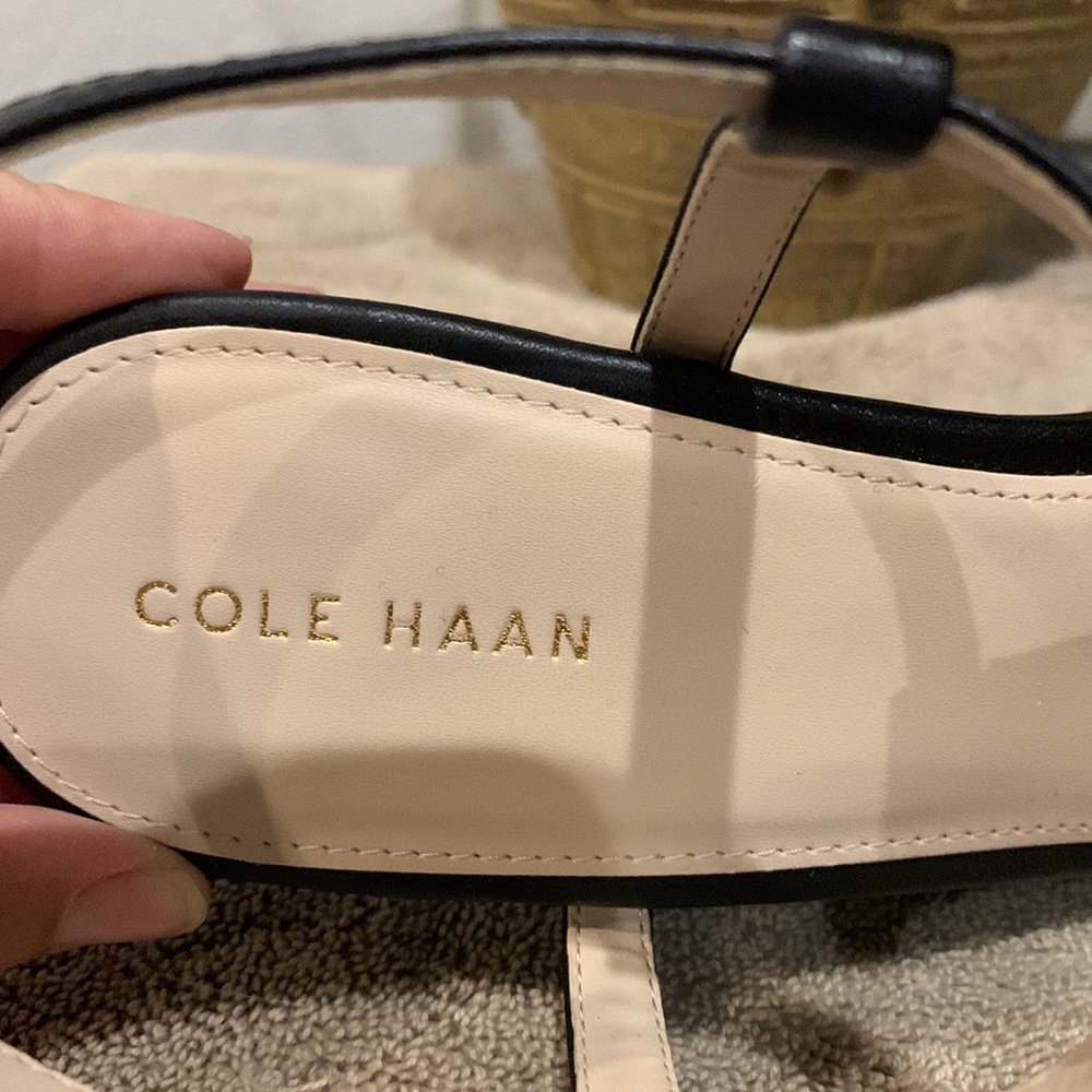 Cole Haan Black Leather Sandals - Size 9 - Picture 10 of 13
